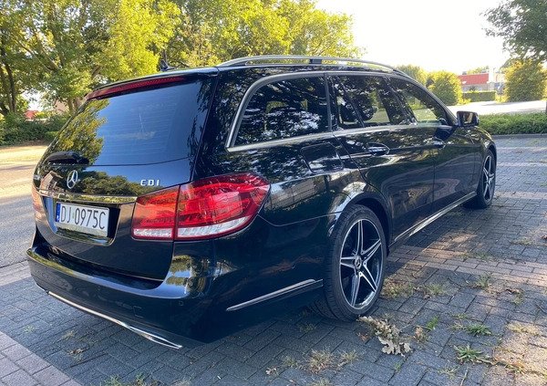 Mercedes-Benz Klasa E cena 55000 przebieg: 345236, rok produkcji 2013 z Góra małe 211